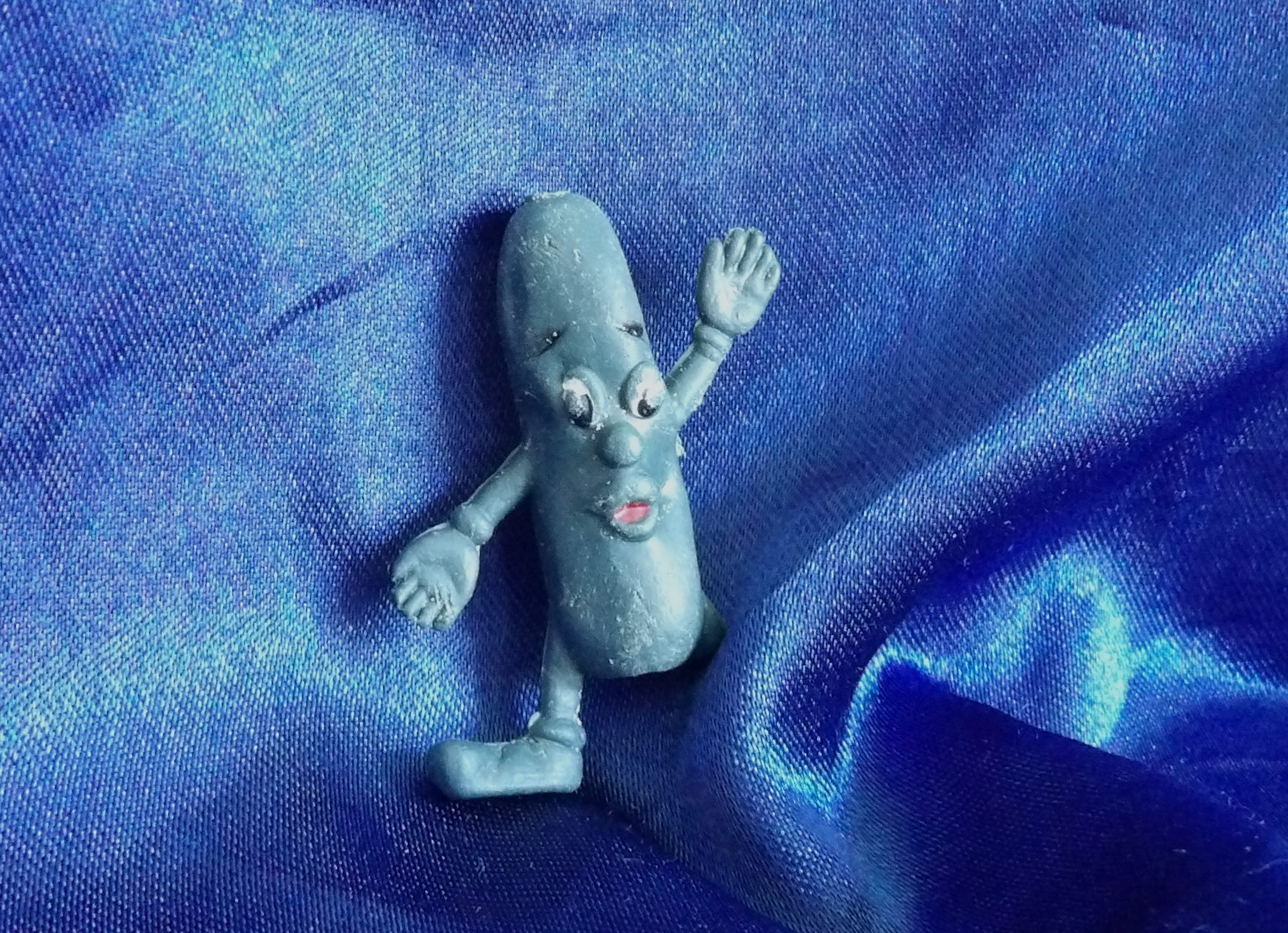 A fruit veg pencil topper