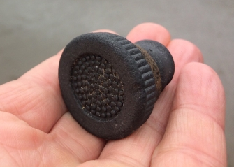 Vulcanite bottle stopper